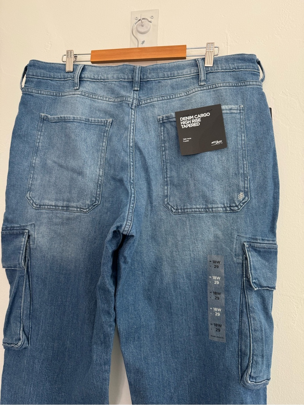 NWT Silver Jeans Co Denim Cargo Jeans Relaxed Fit Cropped Utility Indigo Blue - Picture 6 of 8